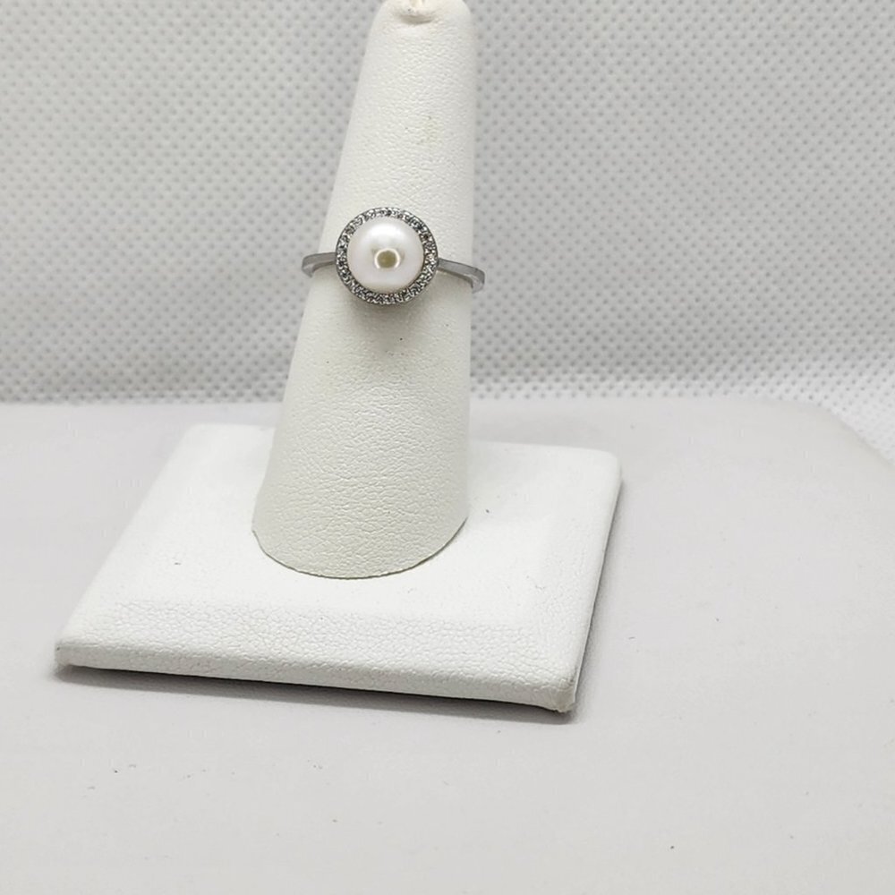 Brand New Sterling Silver 925 Pearl Ring - Picture 4 of 5